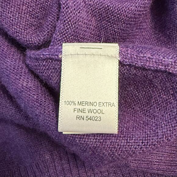 Banana Republic 100% Extra Fine Merino Wool V-Neck Pullover Sweater Purple Large - Picture 7 of 9